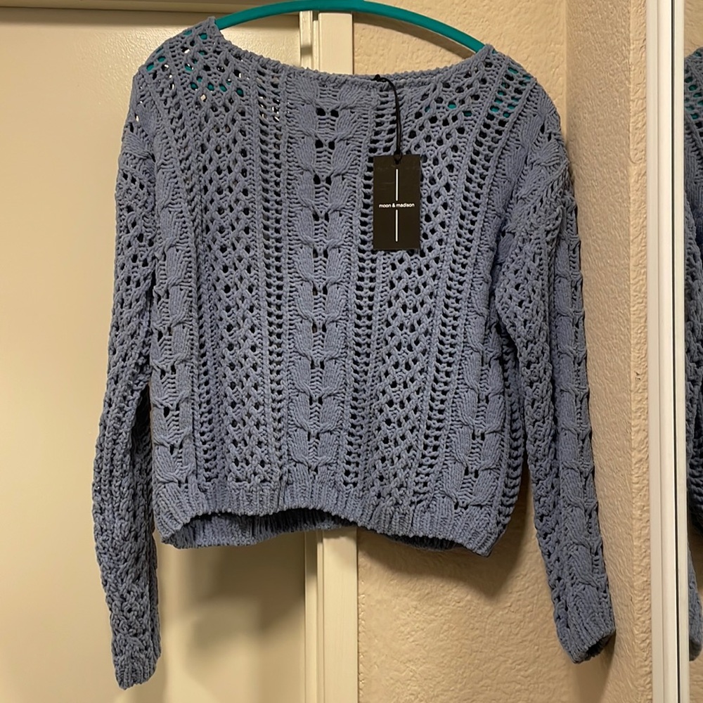 Super soft knit sweater periwinkle Moon & Madison